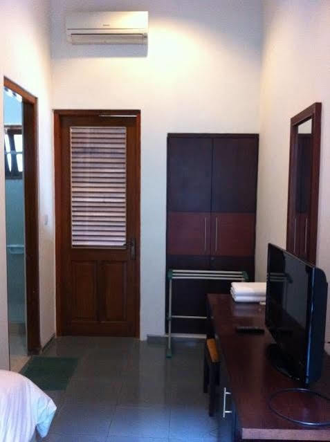 Hotel Graha Kinasih Kotabaru Jogjacarta Exterior foto
